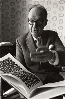 Two works: Vladimir Nabokov during an interview with Traeger - Ronald Traeger