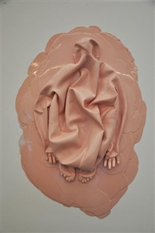 Lucy Glendinning’s Figures Carry Surprising Textures