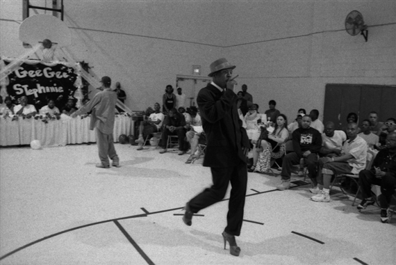 Elements of Vogue. A case study of radical performance - CA2M