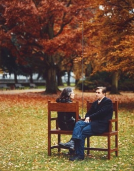 Fauteuil à coup de foudre (utilisation) - Philippe Ramette