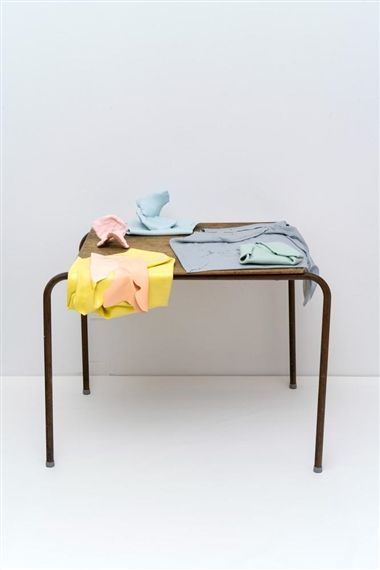 Jeanie Riddle: Open Letter to the Women - Galerie Antoine Ertaskiran
