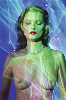 SHE'S LIGHT (LASER 3) - Chris Levine