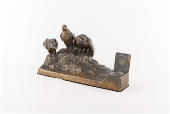 Inkwell with three eaglets - Michael Morti