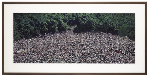 LOVE PARADE by Andreas Gursky, 2001