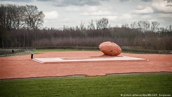 Huge art installation commemorates victims of Ypres battles during WWI