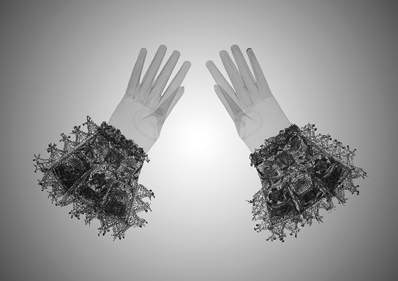 Artwork by Nick Veasey, X-Ray, Made of C-type print