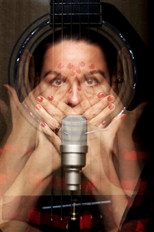 Alexandro Pelaez: Londoners and their environments - Herrick Gallery