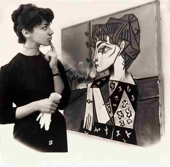 30 works: Woman Viewing Picasso Painting at the Tate by Weegee, 1960