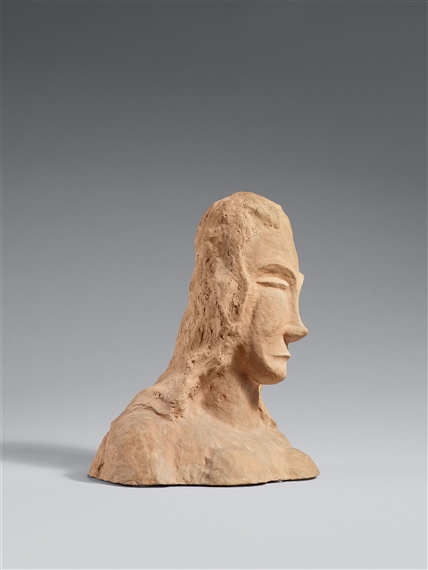 Frauenbüste mit nach links geneigtem Kopf