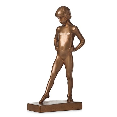 Artwork by Carin Nilsson, BOEL-BRITT, Made of Bronze, gold patina