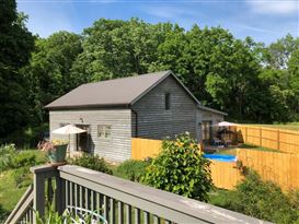 Summer studio: Catherine Howe in Clermont, NY