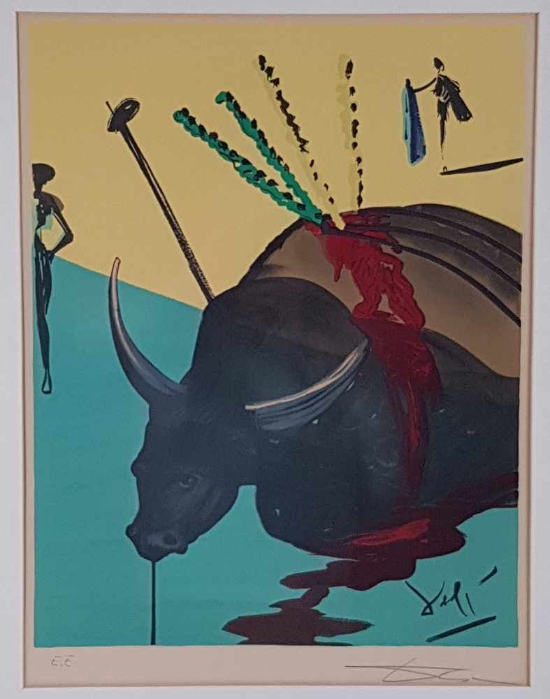 Der Stier ist tot by Salvador Dalí