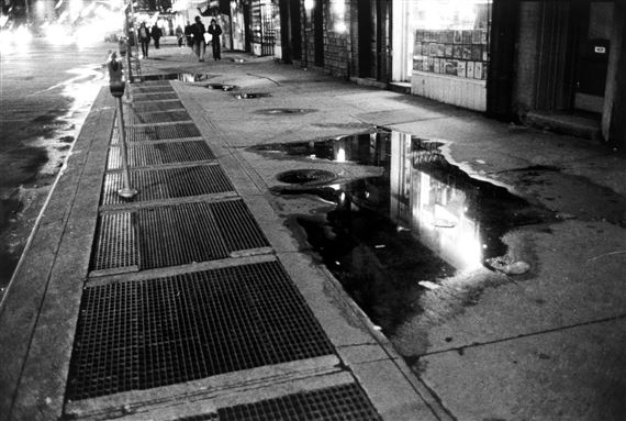 „New York Straße im Regen“ by Will McBride, 1970