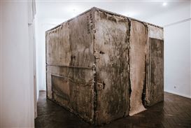 Exhibition by the Polish Roma Artist Krzysztof Gil Opens at L'étrangère