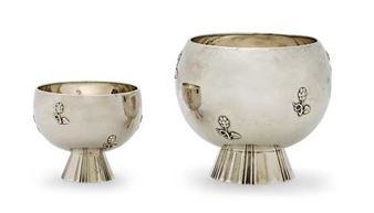 2 FOOTED BOWLS, Amsterdam, c - Christa Ehrlich