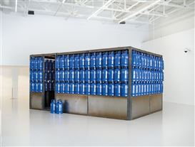 Two New Shows Highlight the Politics of Being Apolitical in the Powderkeg Middle East