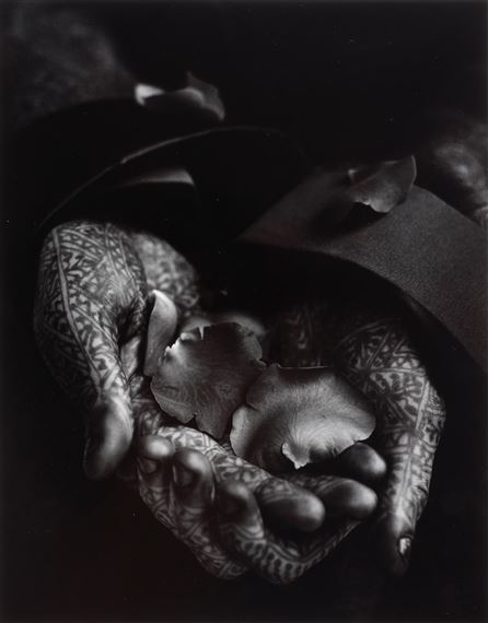 Flower Seller, Maroc by Albert Watson, 1989