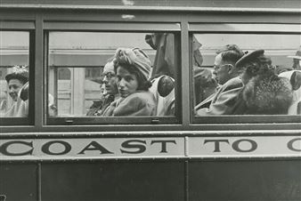 Exhibition Presents a Photographic Journey Inspired by Simone De Beauvoir's Diary 'America Day by Day'