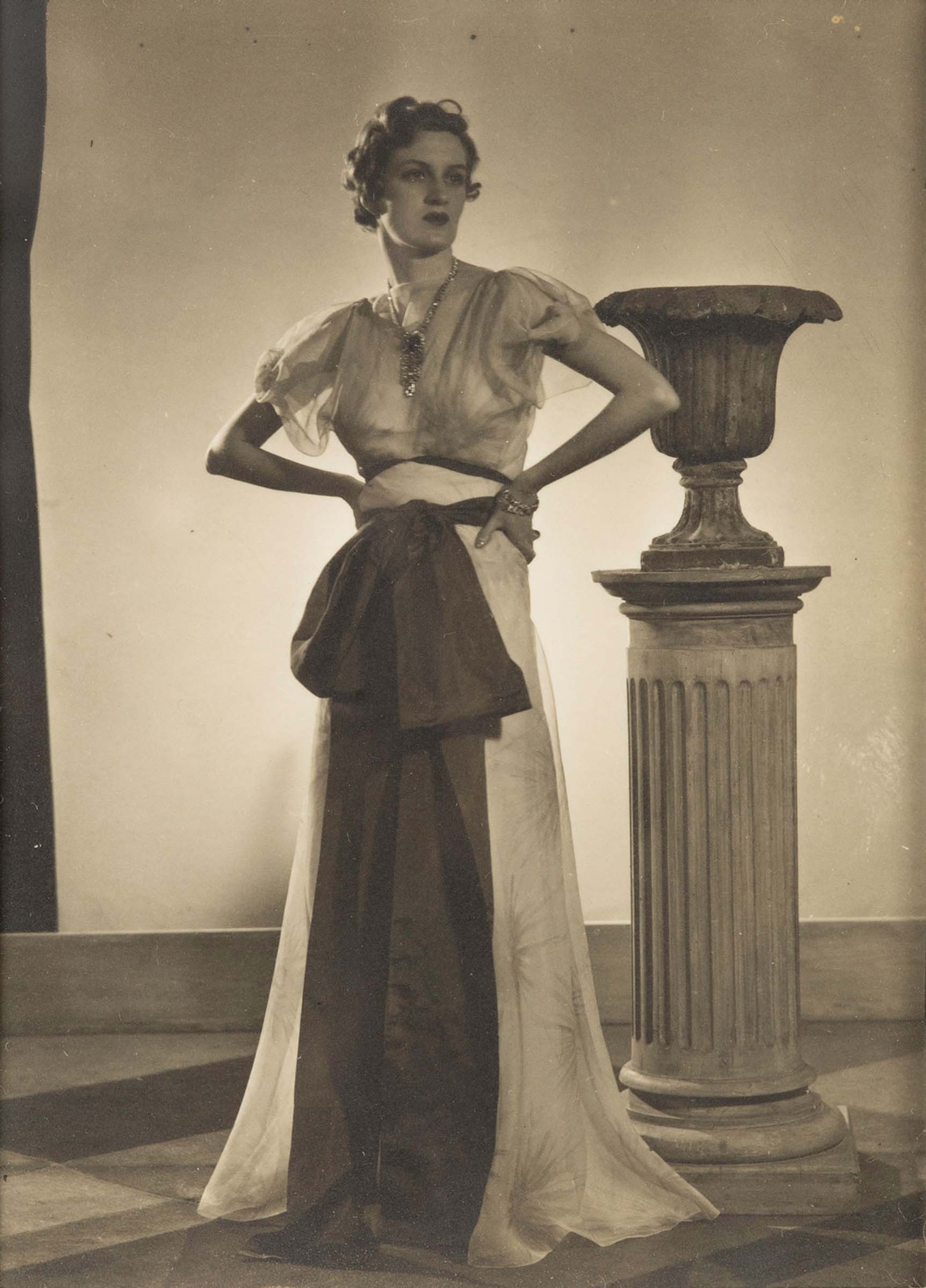 Man Ray | Mode | MutualArt