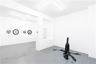 Adam Cruces: Horsepower - Galerie Tobias Naehring, Leipzig (Lützner Strasse)