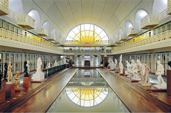The Most Beautiful Swimming Pool in France