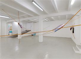 Inma Femenía: In Between at the Flat – Massimo Carasi