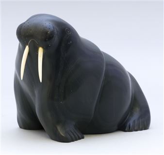 BLACK SOAPSTONE CARVING OF A WALRUS - Peter Sola
