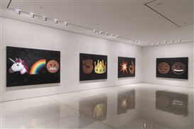 Prison-Bound Art Dealer Draws a Crowd Before Closing Her Galleries