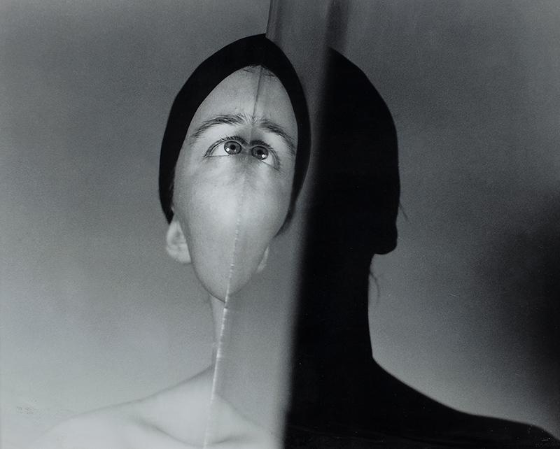 Artwork by Zdzisław Beksiński, Sfera, Made of bromine, black and white photography, photographic paper,