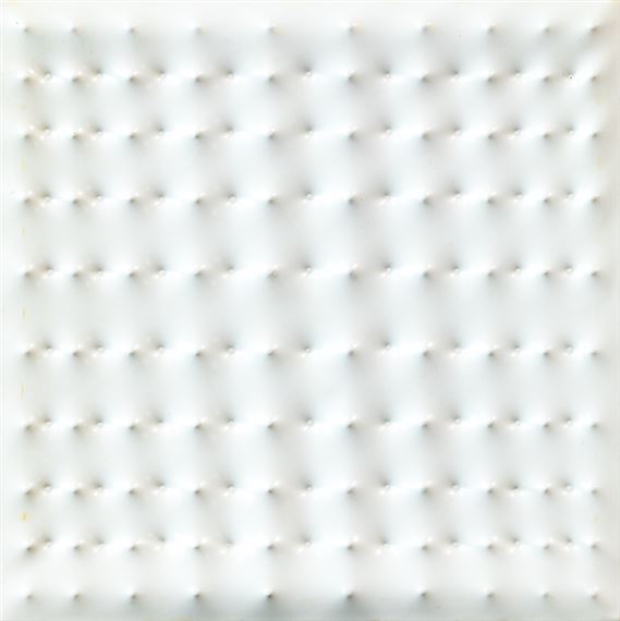 Estroflessione by Enrico Castellani, 1968