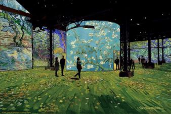 This Exhibit Gives Visitors the Experience of Stepping Inside Van Gogh’s Paintings