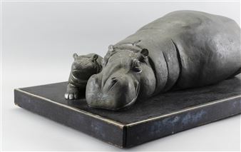 SCULPTURE OF A HIPPOPOTAMUS AND HER CALF - Don McMichael