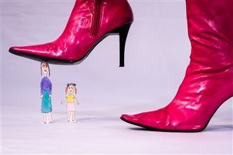 In the Galleries: Pink Makes You Think at Oas Art Museum of the Americas