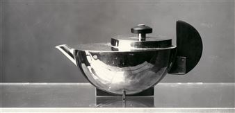 Bauhaus: Photo - Museum of Craft and Design