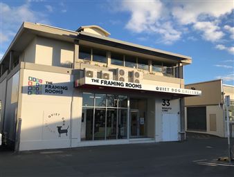 Art off the Beaten Track: The Quiet Dog