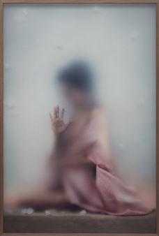 Interview: Delicately Painted Photos Look like Portraits of Fading Memories