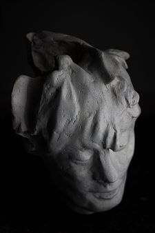 Alex Mirutziu: The unnerving inches of being - Galeria Sabot