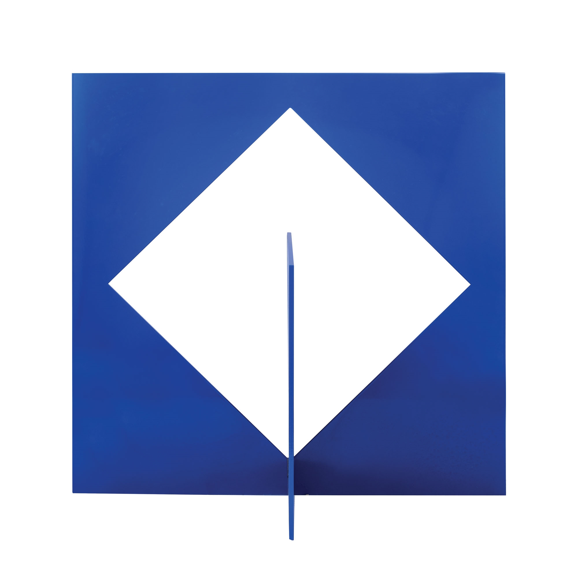 Artwork by Ingo Glass, Pătrat dominant asupra pătratului, Made of metal painted