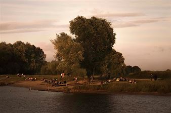 Pablo Avendaño: Landschap Series - Materna y Herencia