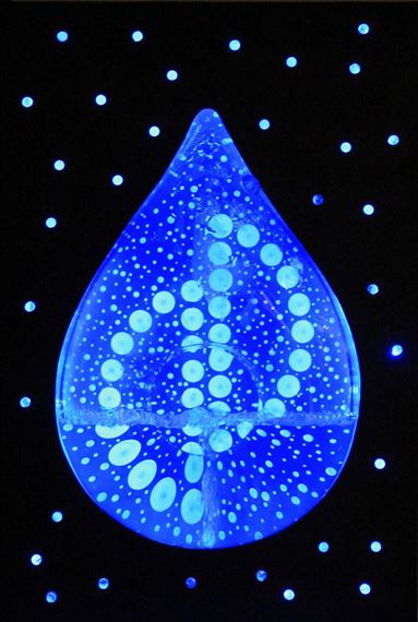 GOTA DE AGUA MOVIL by Gyula Kosice, 2010