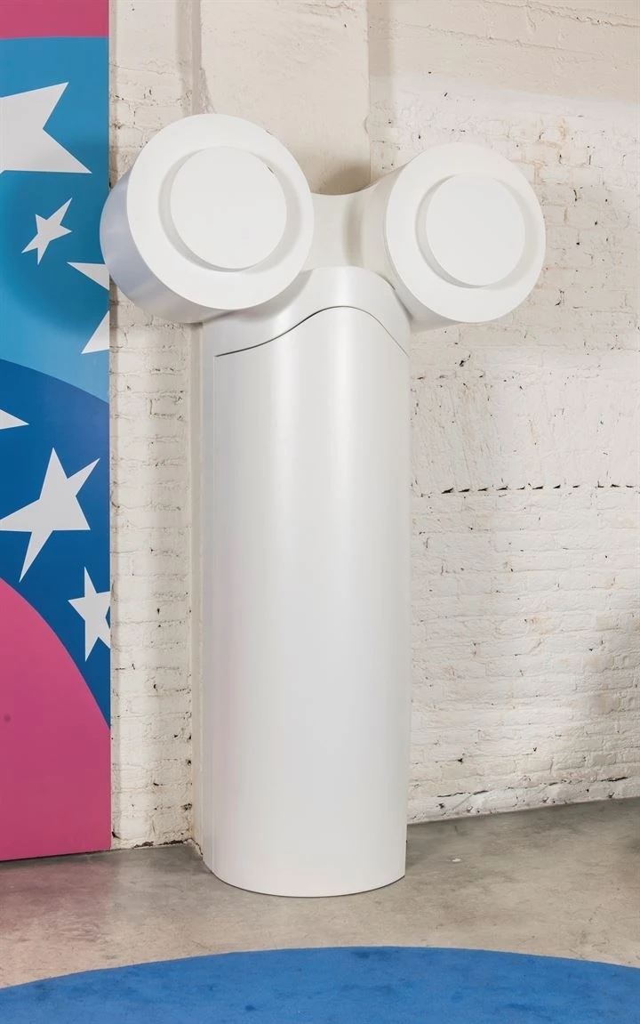 Artwork by Studio 65, Colonna Ionica, Made of matt lacquered wood with transparent plexiglass