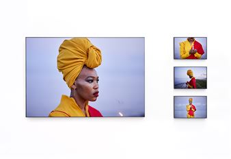 Lhola Amira: Abalozi Bayeza / Os Deuses Estão Chegando - SMAC Art Gallery, Johannesburg