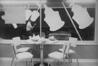 Online: Garry Winogrand Photographs - Charles A. Hartman Fine Art