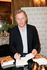 Karsten Schubert, Key London Dealer and Advocate for Young British Artists, Has Died at 57