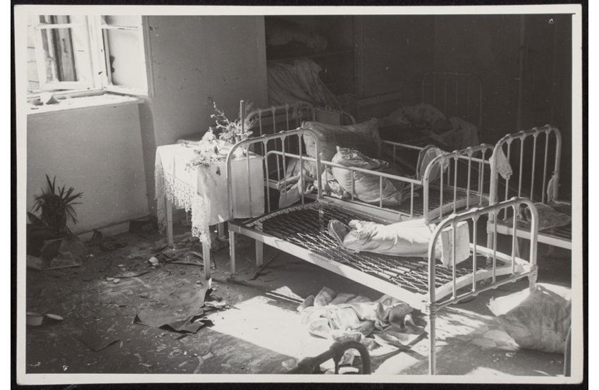 Artwork by Julien Bryan, Seven Press Photographs from the Siege of Warsaw, Made of Gelatin silver