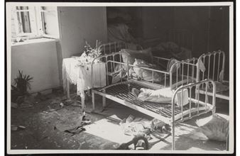 Seven Press Photographs from the Siege of Warsaw - Julien Bryan