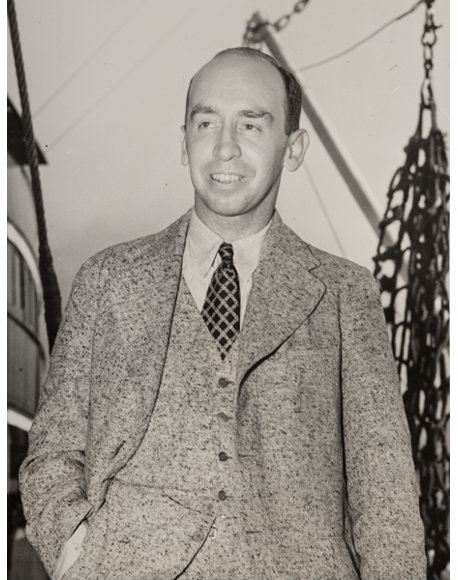 Artwork by Julien Bryan, Seven Press Photographs from the Siege of Warsaw, Made of Gelatin silver