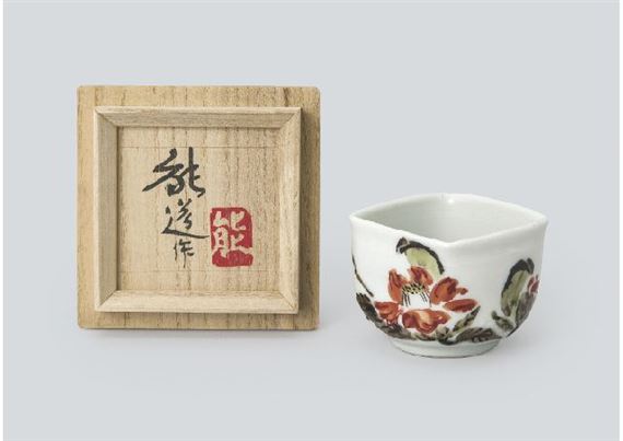 Sake cup depicting camellia in overglaze enamel