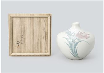 Jar with design of flower - Miyanohara Ken