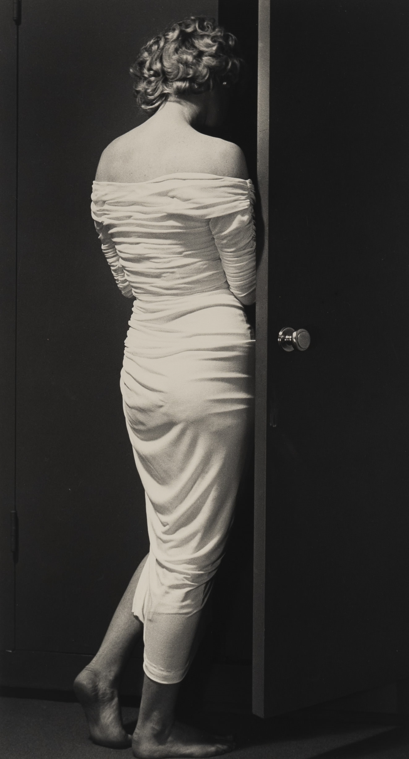 Philippe Halsman | Marilyn Entering the Closet | MutualArt